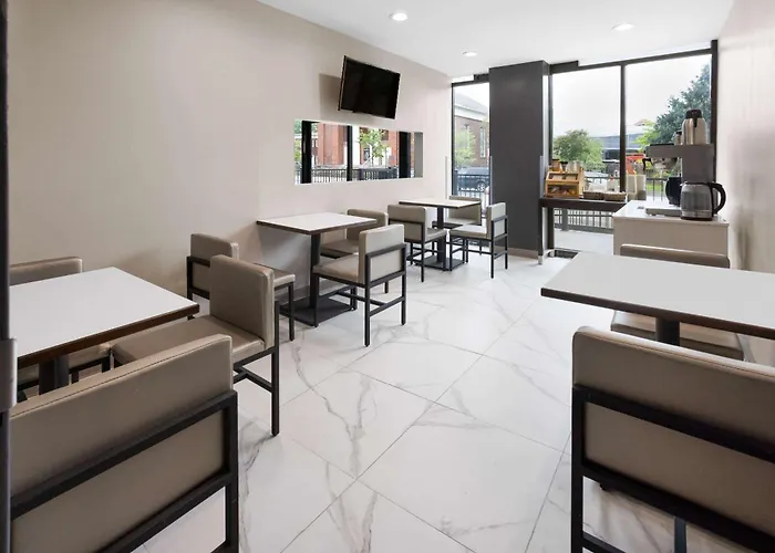 Days Inn By Wyndham Staten Island